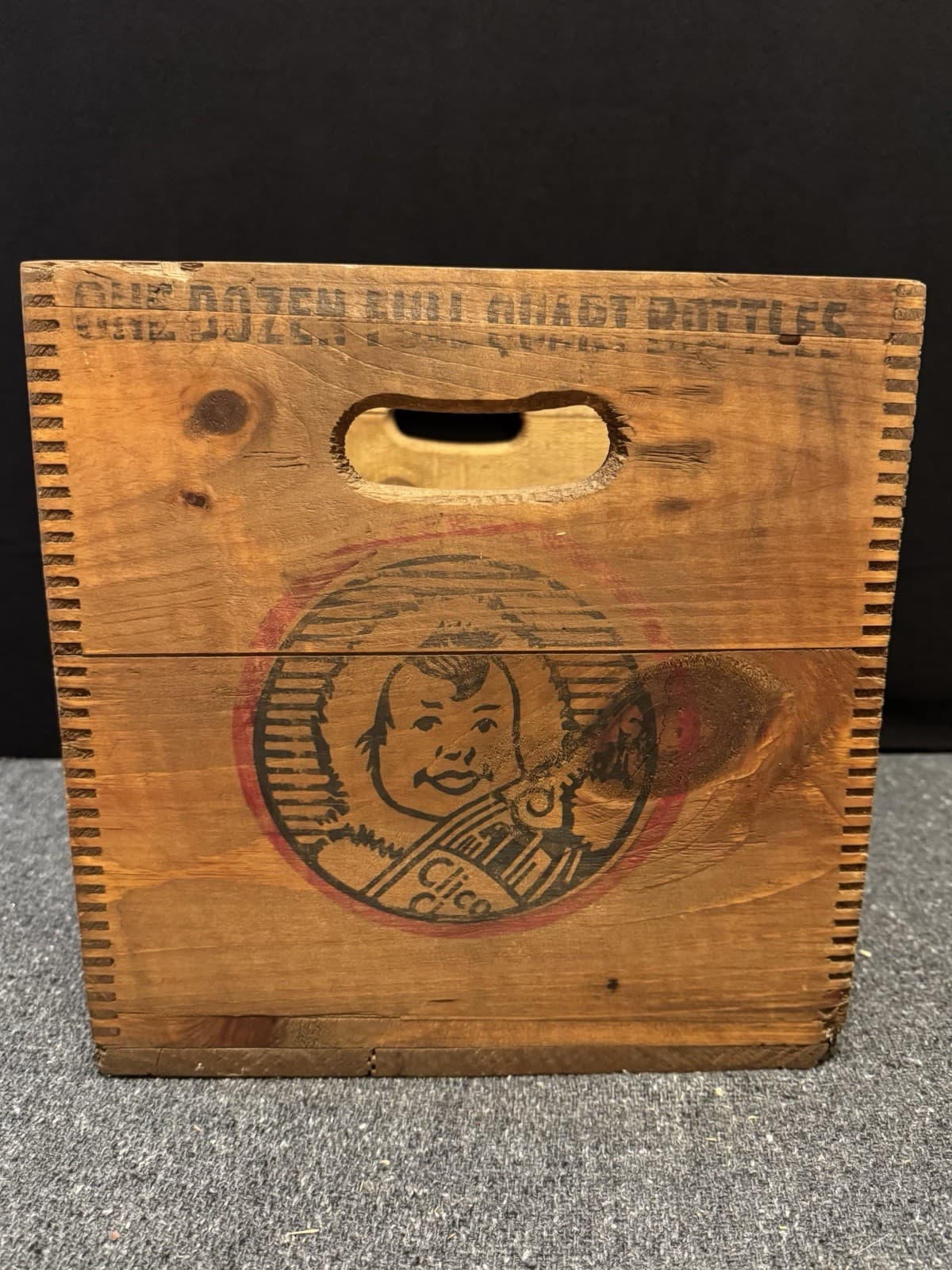 Vintage Clicquot Club Wood Crate Dovetail Early Soda Box 16.75x12.5x12.75 VT 4