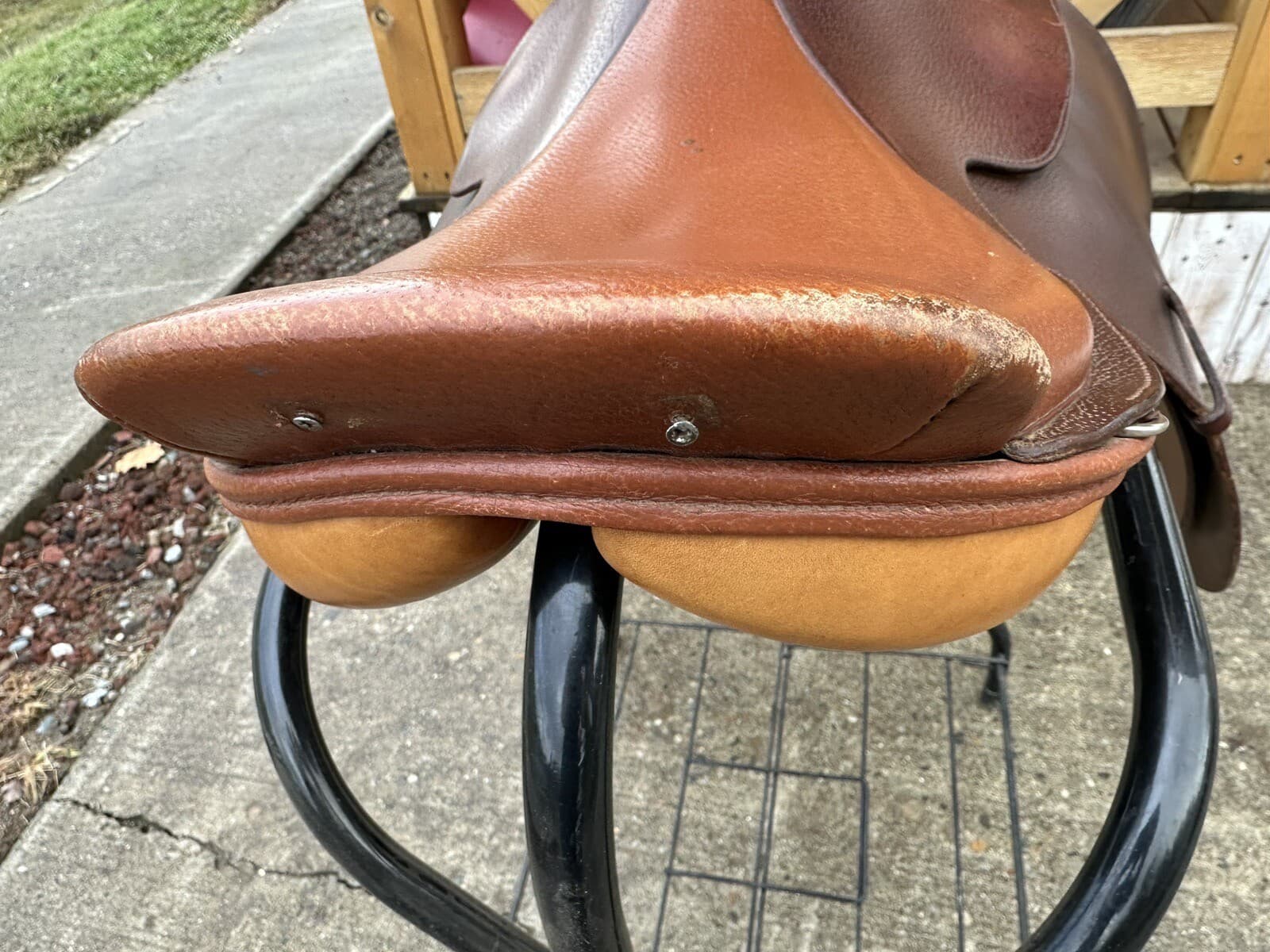 Horse Tack - 16 1/2” Crosby Prix de Nations Close Contact English Saddle 5