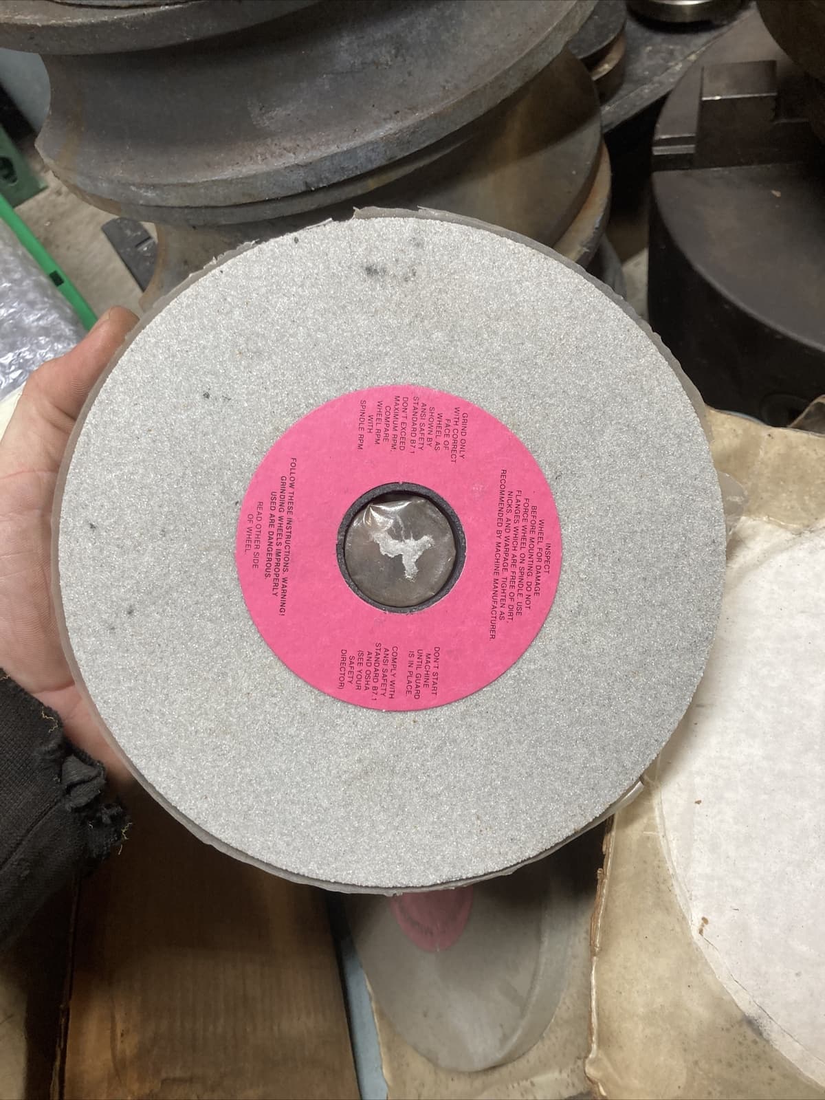 Cincinnati Milacron 7" x 1/2 x 1-1/4 32A60-J6-VFM Surface Grinding Wheel 3600rpm 3