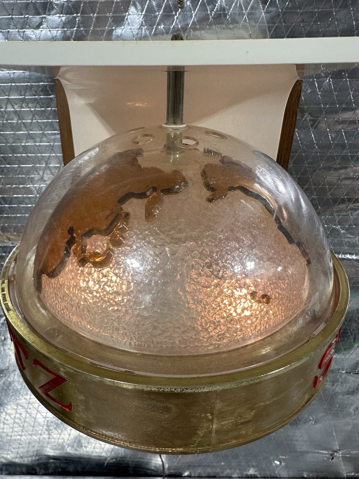 1960s Schlitz Beer Rotating Motion Globe Lighted Sign Wall Sconce 3