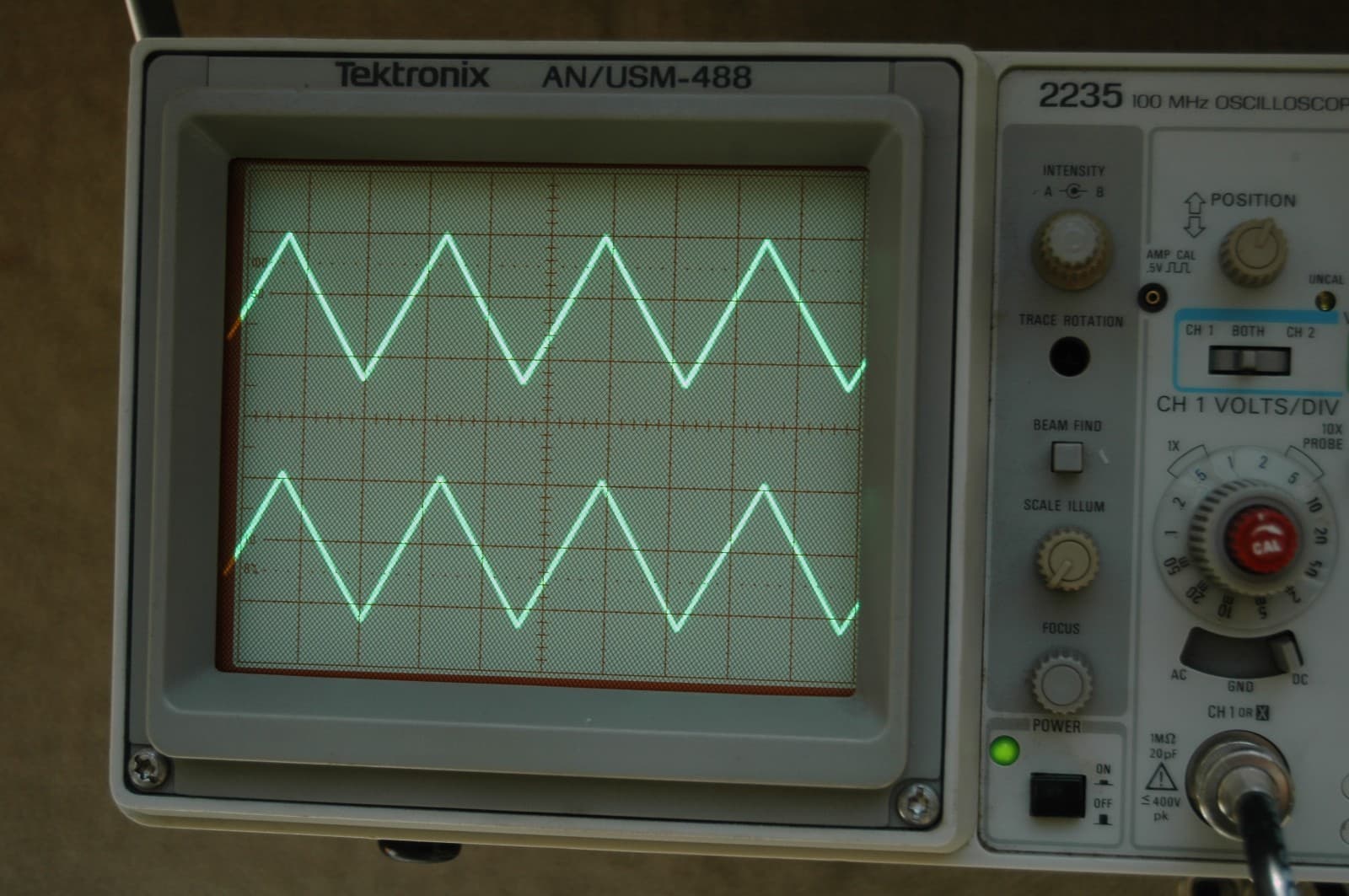Tektronix 2235 AN/USM488 100MHz Oscilloscope, Two Probes, Power Cord Refurbished 6