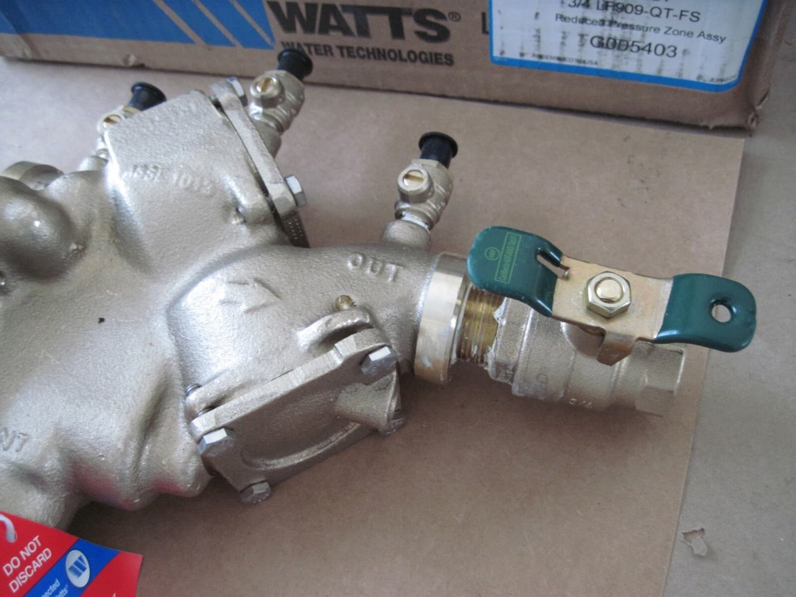 Watts 3/4 LF909-QT-FS 3/4" FNPT Reduced Pressure Zone Backflow Preventer 4