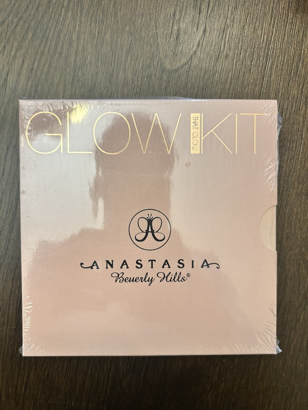Anastasia Beverly Hills Glow Kit THAT GLOW Highlighting Illuminating Palette 3