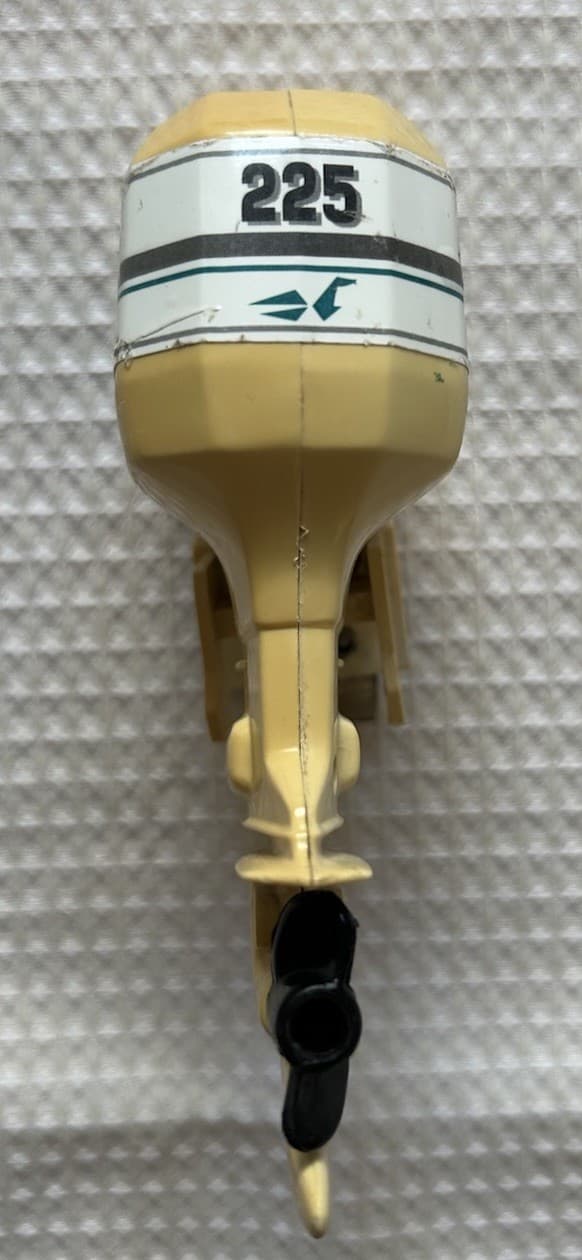 Vintage toy Johnson Ocean Runner 225 Electric Boat Motor  2