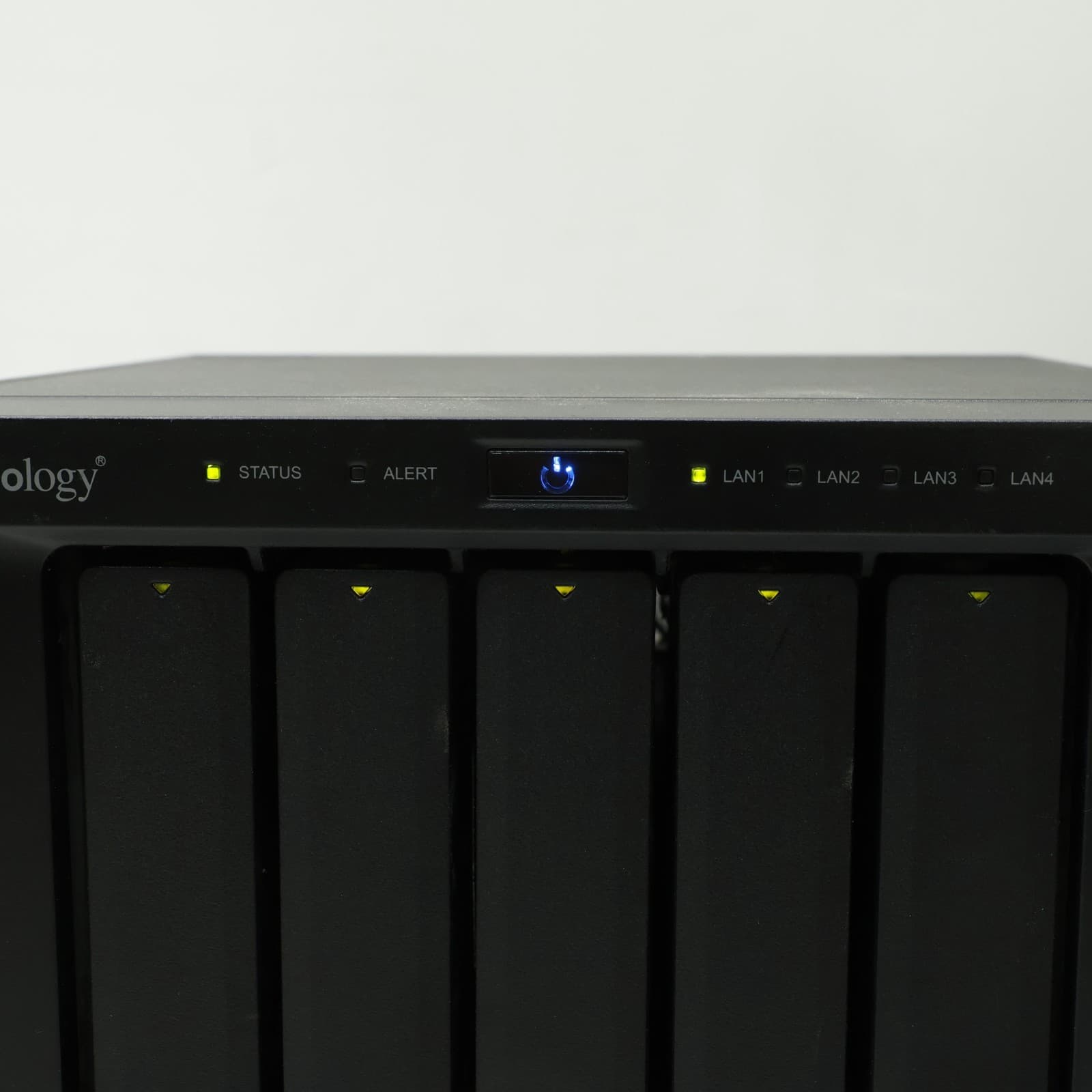 SYNOLOGY DS1513+ DISKSTATION 5-BAY NAS DRIVE NETWORK ATTACHED STORAGE T4-B7 2