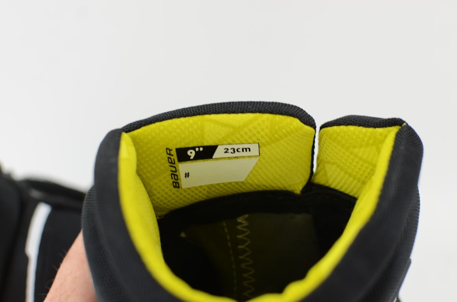 Bauer Supreme Mach  Hockey Gloves Black/White Youth Size 9  (0925-5105) 5