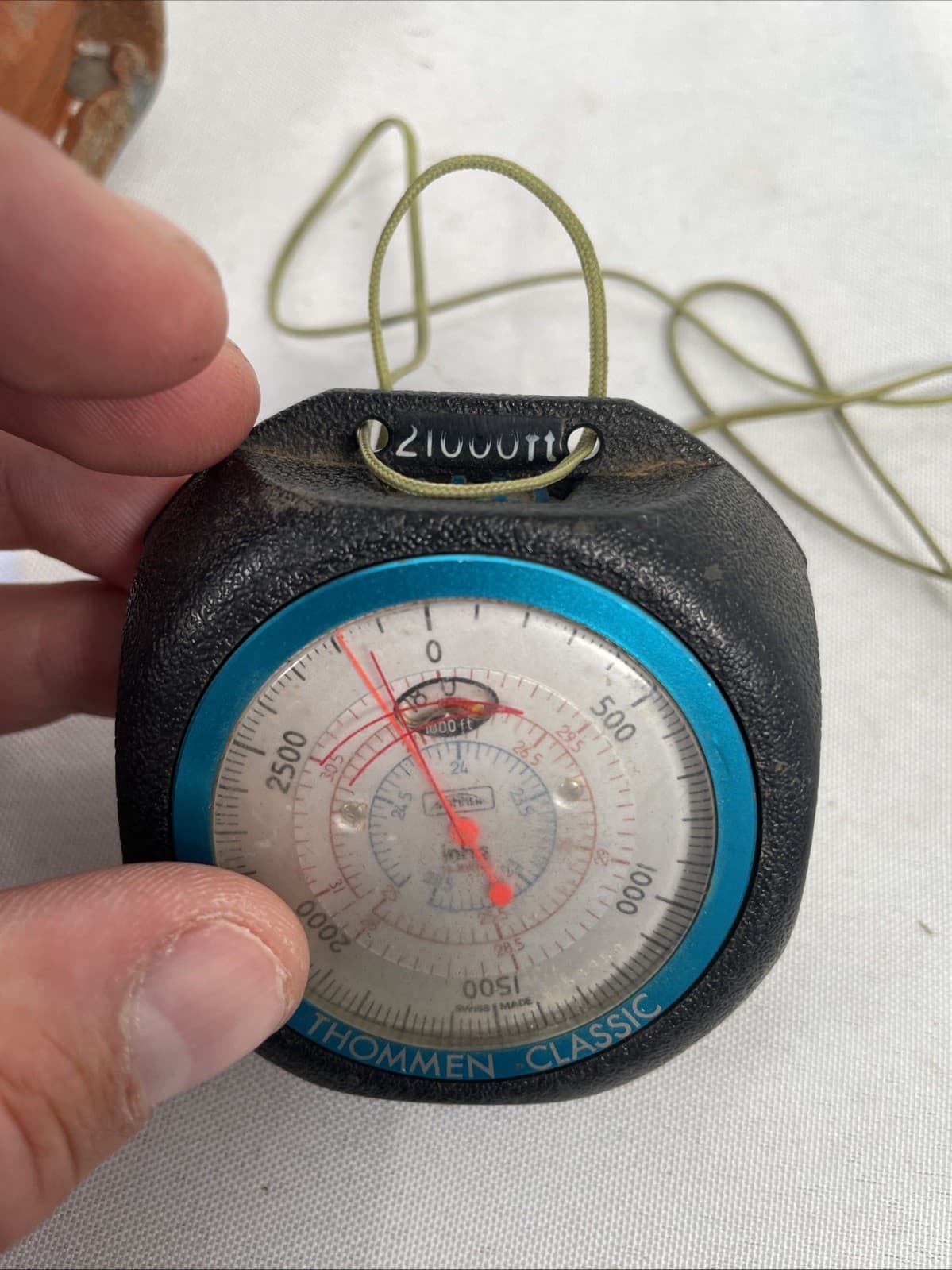 Swiss Made Vintage Altimeter Thommen 0 to 21000 ft/6400 meters With Case 5