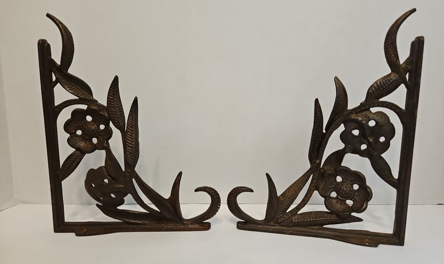 Vintage Cast Iron Flower/Garden Bracket Hooks/Brown - Pair  7"x1.75"x9" each 2