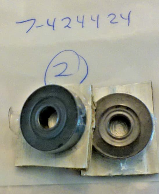 (2) ITW Vitronics Soltec 7-424424 Smart Wave Bushings 4