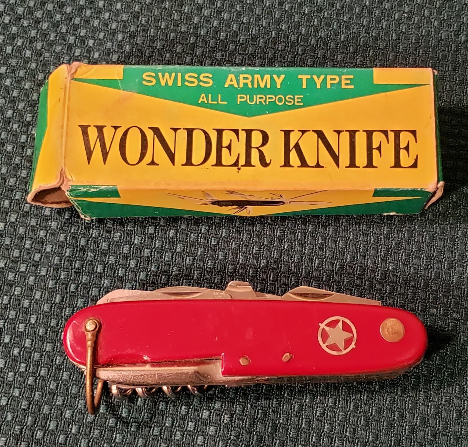 Vintage Lot of 5 Vintage Pocket Knives Camillus- Old Timer -Camillus + More! 3