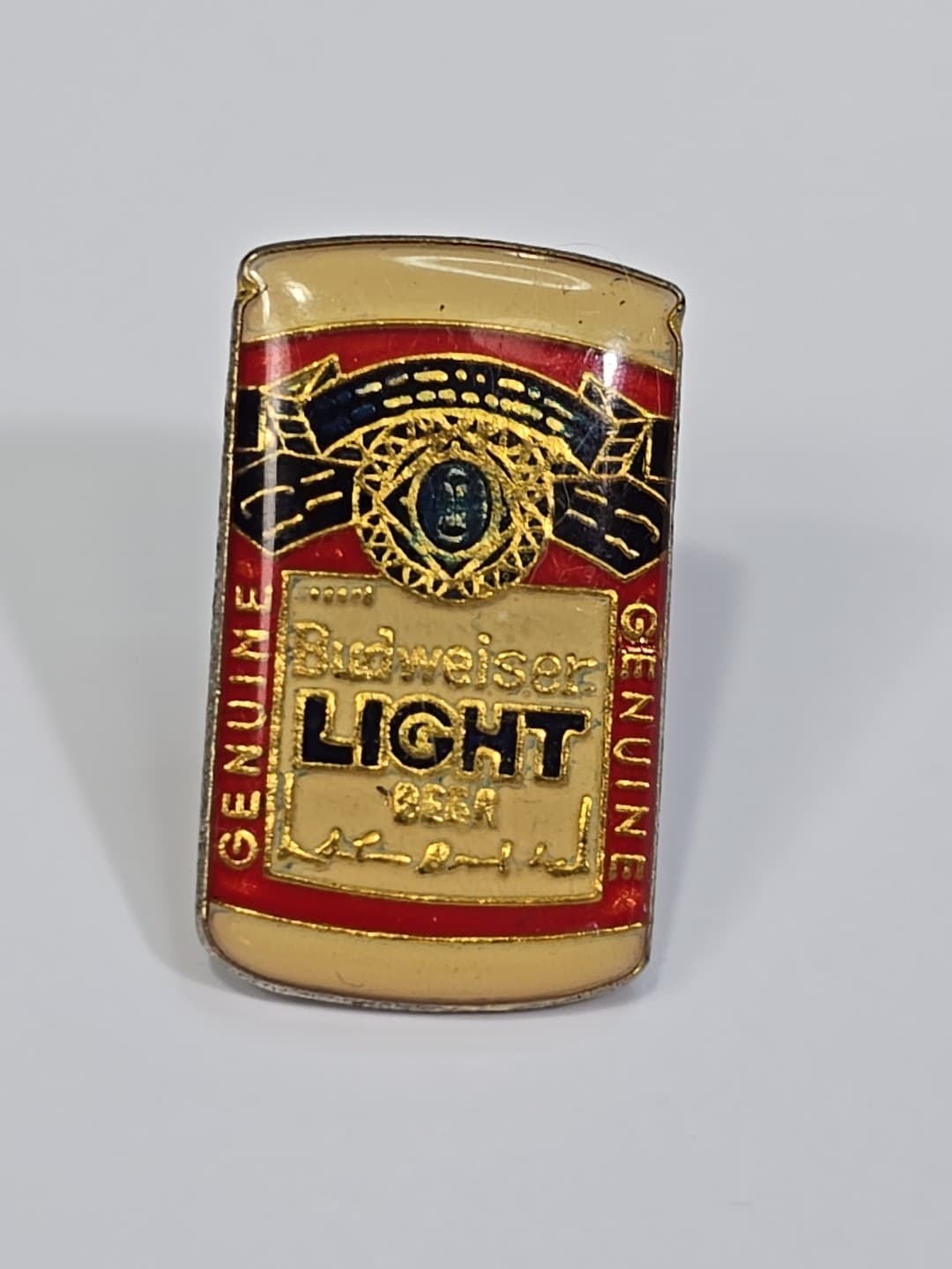 Budweiser Light Beer  Can Lapel Pin Vintage  2