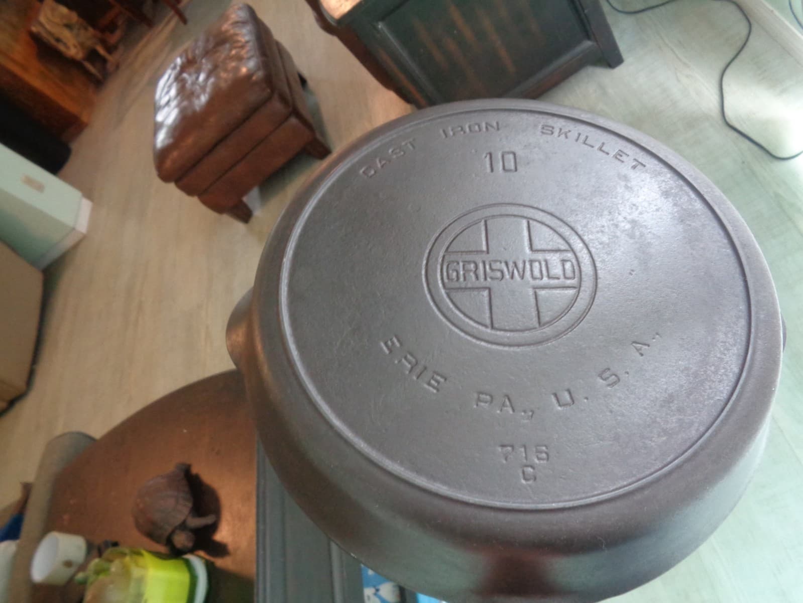 Griswold Cast Iron Skillet No. 10 Large Logo Block Letters & High Dome Lid 1100A 2