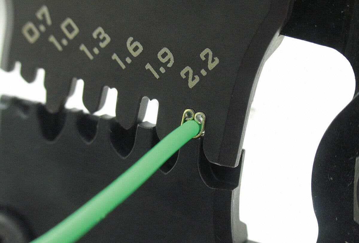 Handy CRIMPING TOOL SET, 3 inter-changeable die plates Japanese ENGINEER PAD-02 6