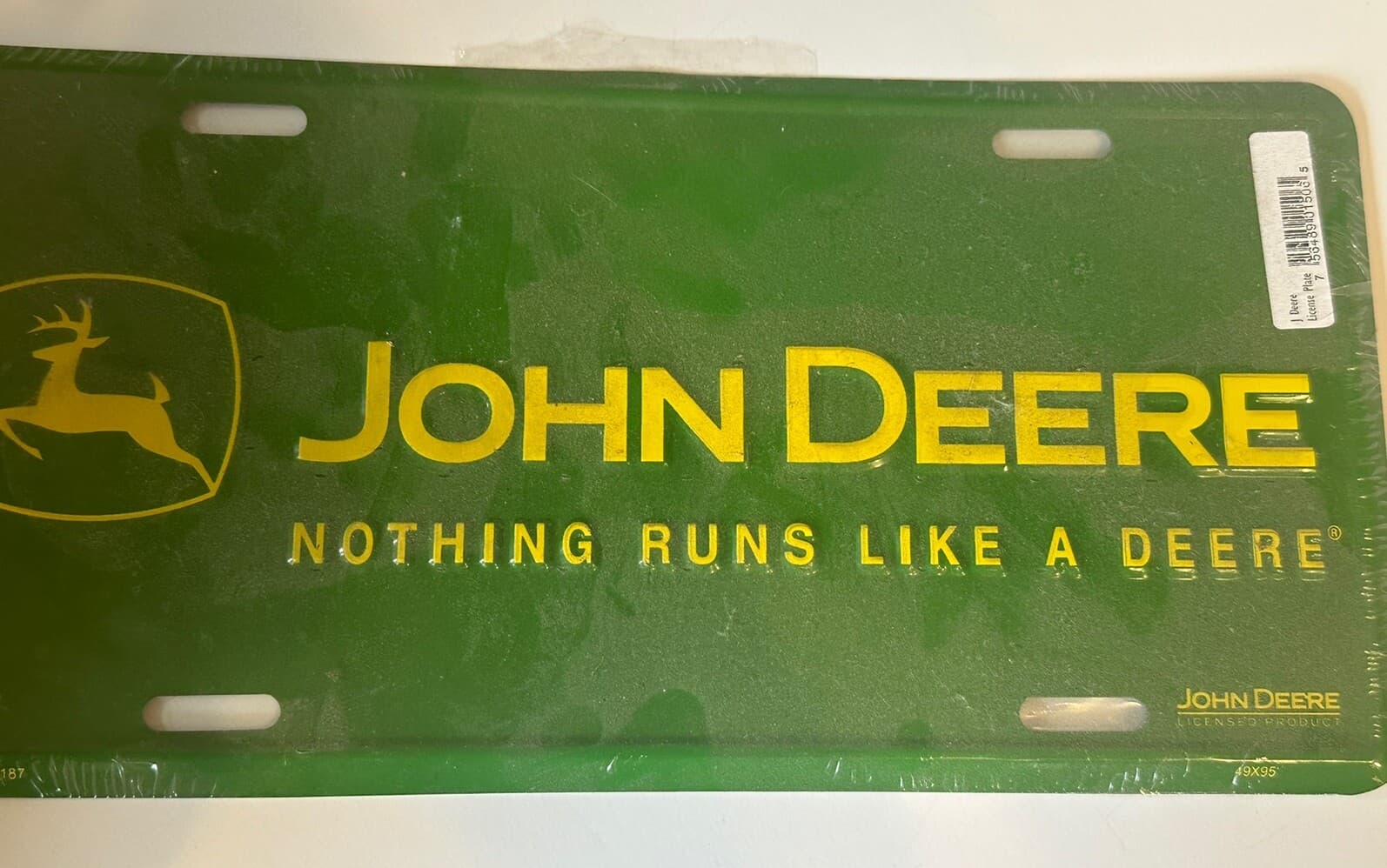 JOHN DEERE METAL LICENSE PLATE NEW IN FACTORY PLASTIC Man Cave Collector Gift