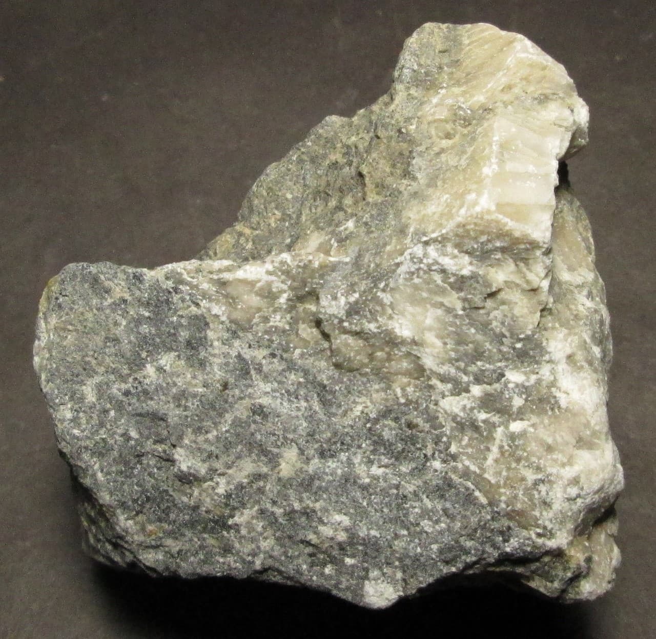 Willemite Calcite Pattern Piece Fluorescent Minerals Sterl. Hill NJ 2