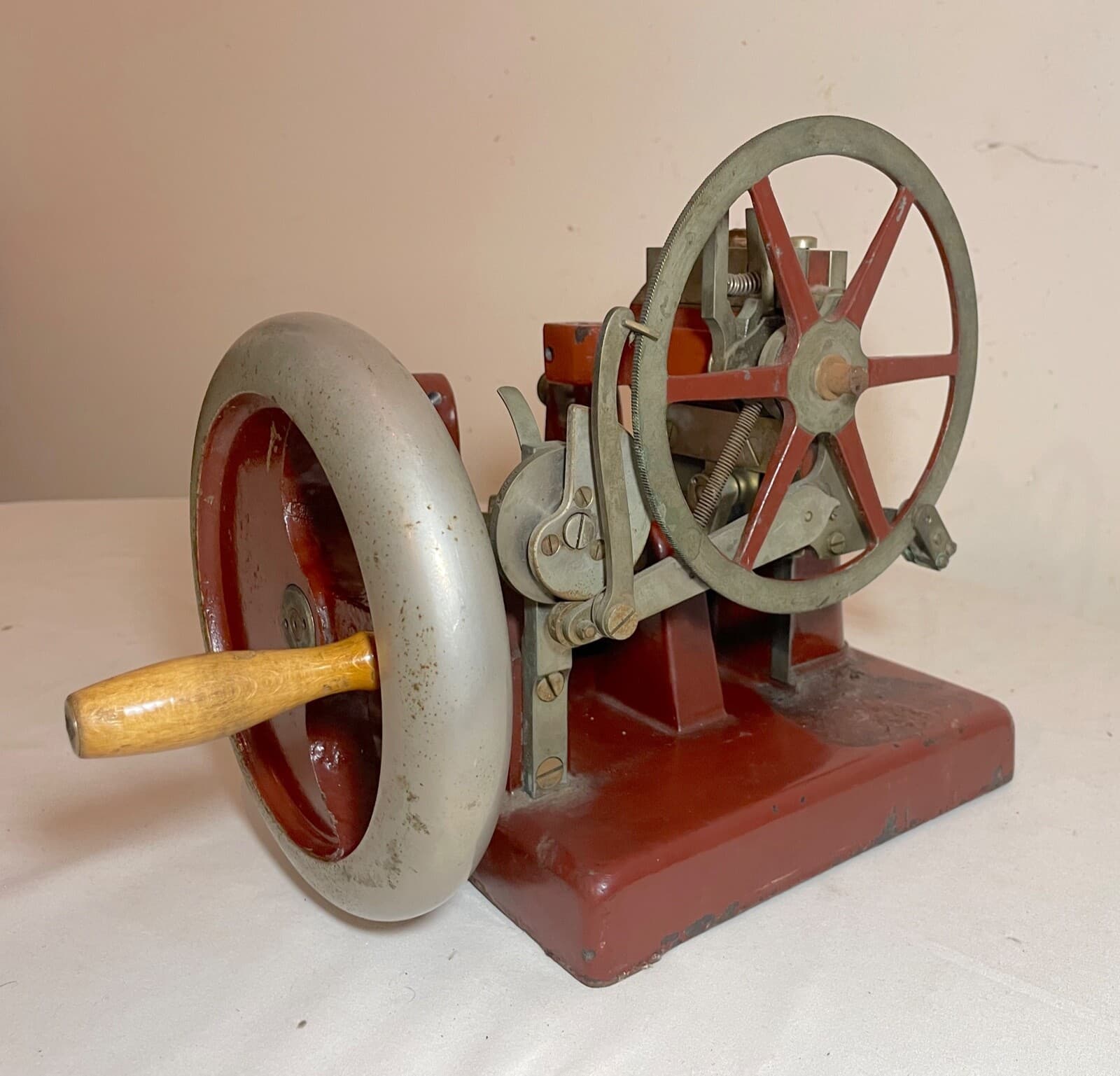 rare antique 1900 E. Leitz Wetzlar microtome scientific cast iron instrument 3