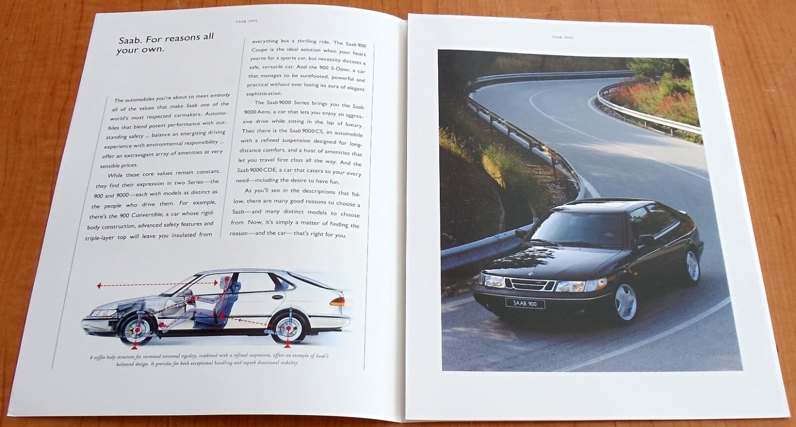 SAAB 1995 * 900 / 9000 Original Sales Brochure * GOOD * FREE SHIPPING 4