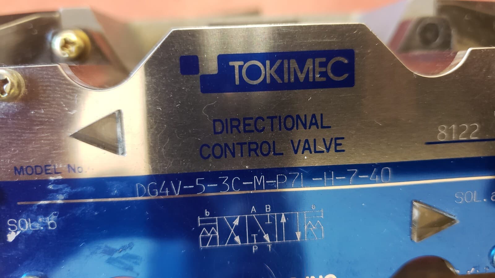 NEW TOKIMEC Directional Control valve DG4V-5-3C-M-P7L-H-7-40 ( G2-5B)