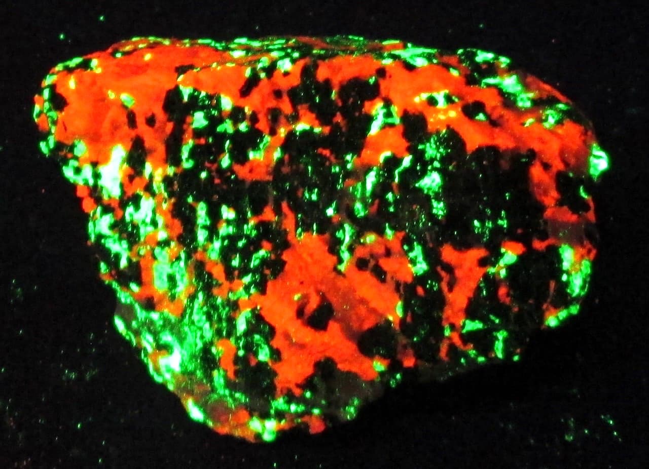 Willemite Calcite Franklinite Fluorescent Mineral Sterling Hill NJ
