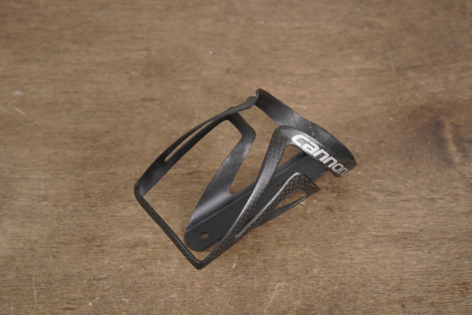 (1) Cannondale Carbon Water Bottle Cage 2