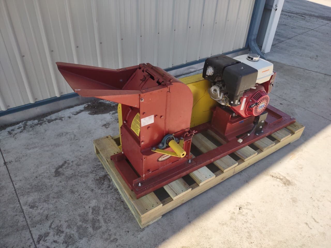 Meadows Gas Powered Hammer mill 3