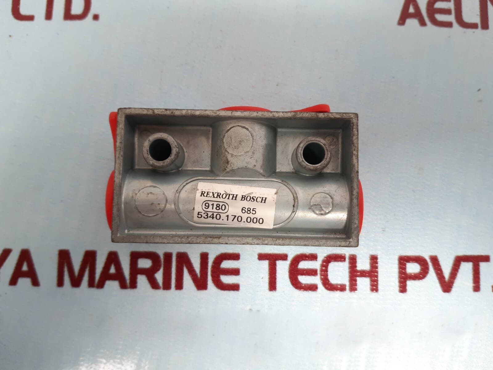 REXROTH  5340.170.000 Block Pneumatic Shuttle Valve 685 2