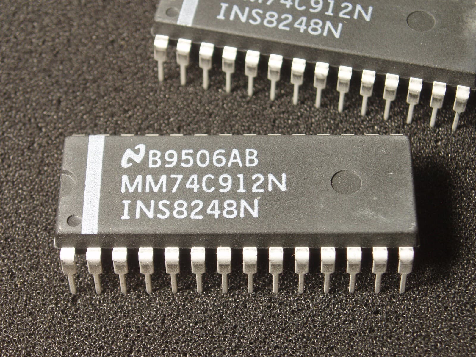 Qty 2: National Semi MM74C912N 6-Digit BCD Display Controller/Driver NOS 3