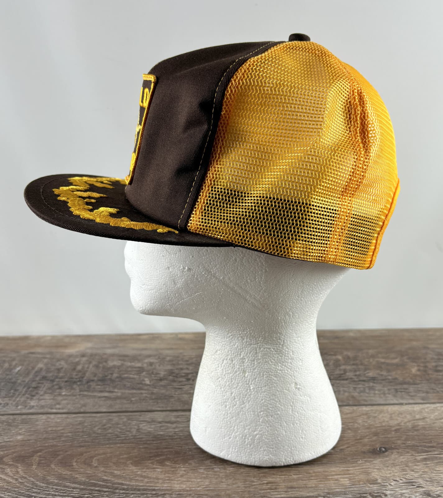 Gold Dairy Snapback Trucker Hat Brown Yellow Patch Scambled Eggs Vintage 4