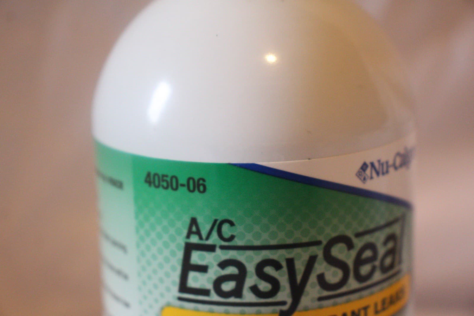 Easy Seal Permanently Seals Refrigerant Leaks, Eliminates Future Leaks 3 oz. 2