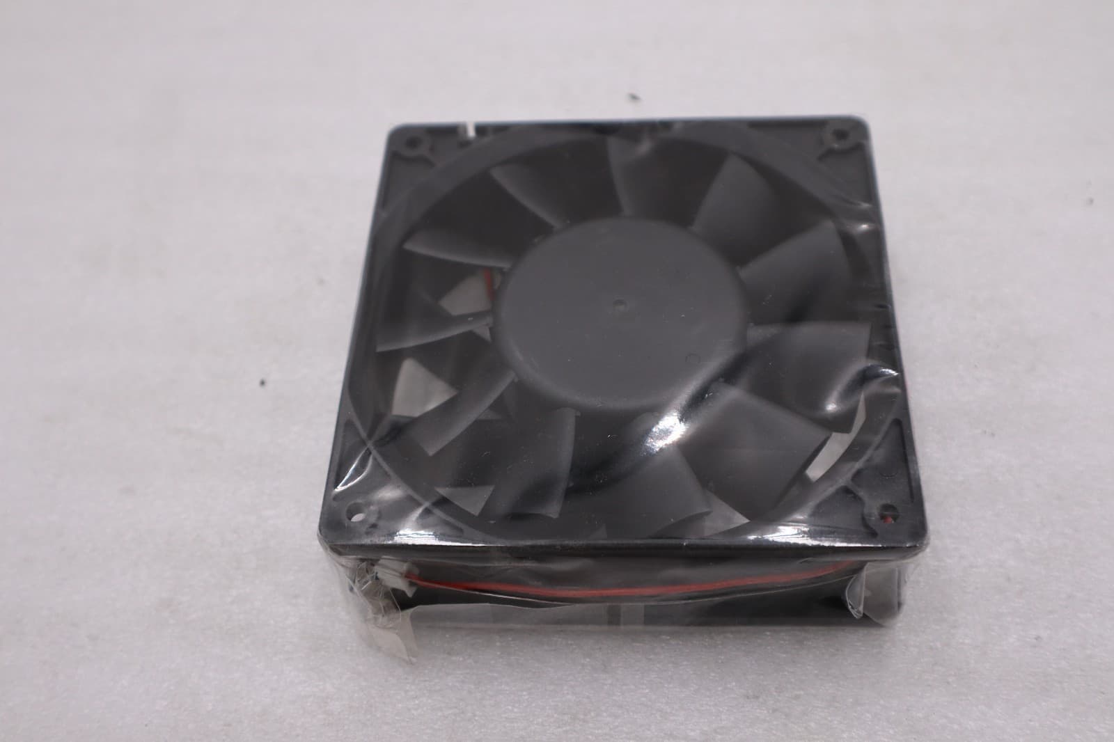 NEW Delta PFB1224UHE Inverter Cooling Fan DC 24V 2.40A STOCK 2999CC 3