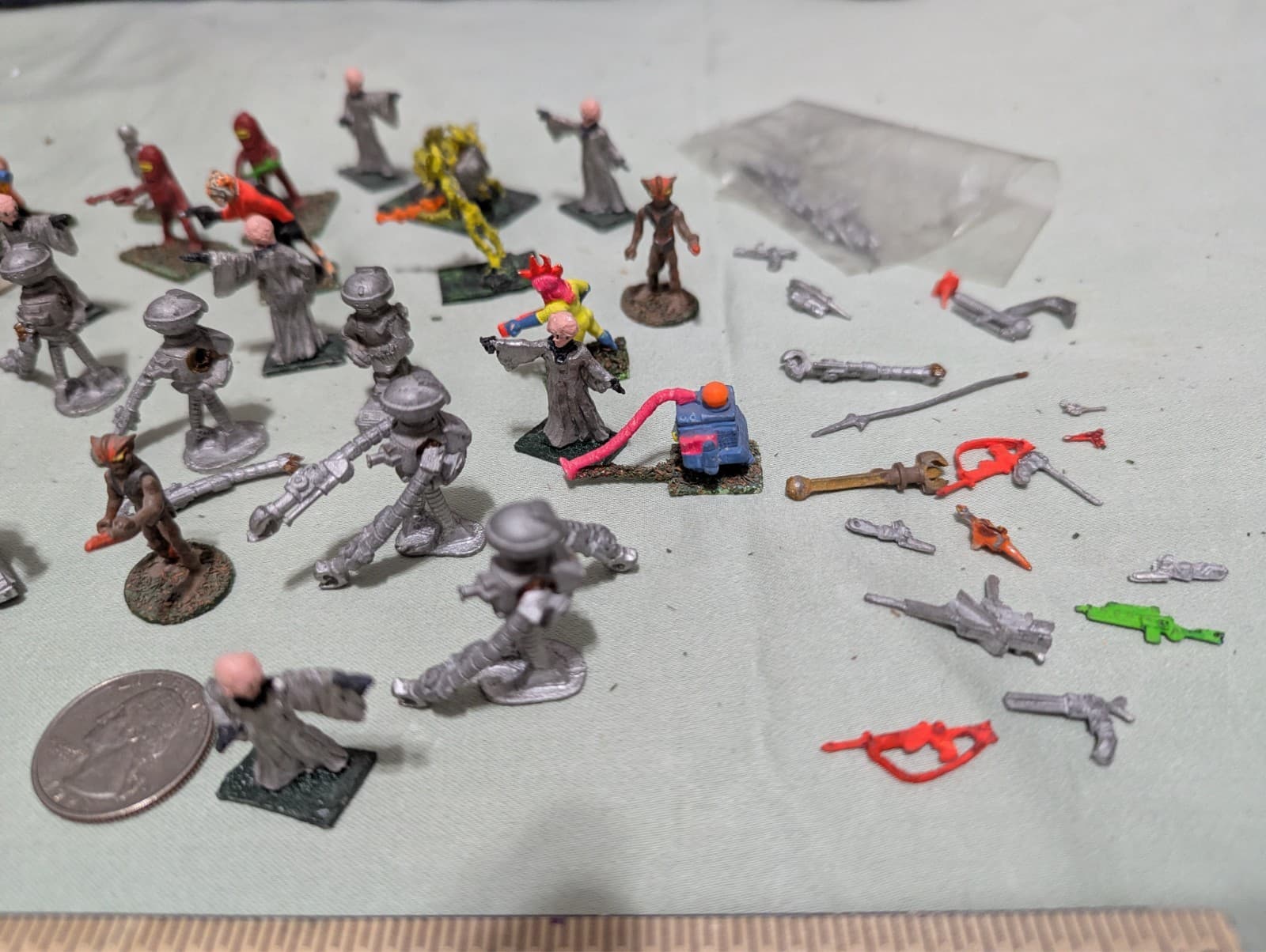 Vintage  space robots & aliens, spaceman ,Hand-Painted Lead,wargaming, Lot#2 2