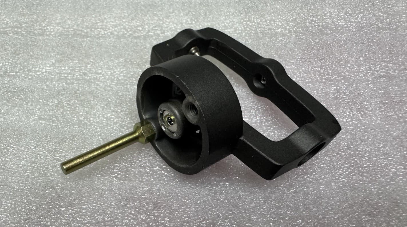 Technics SL 1200. SL 1210 mk2. Tonearm Gimbal 2