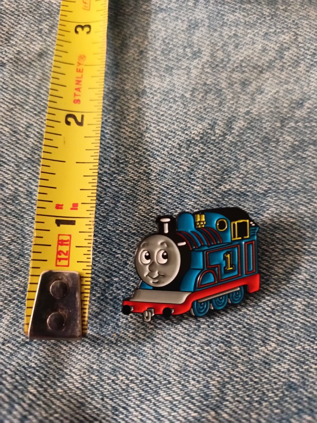 THOMAS THE TRAIN-ENAMEL PIN-UNBRANDED-SHIP ALL THE PINS THAT YOU BUY FOR $4.99 2