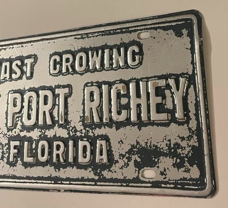 New Port Richey Florida Booster License Plate Fast Growing 2