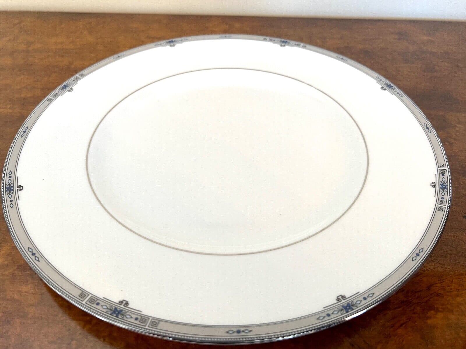 2 Lots Wedgwood AMHERST 5 Piece Place Setting (s) Platinum Trim 10 pieces 3