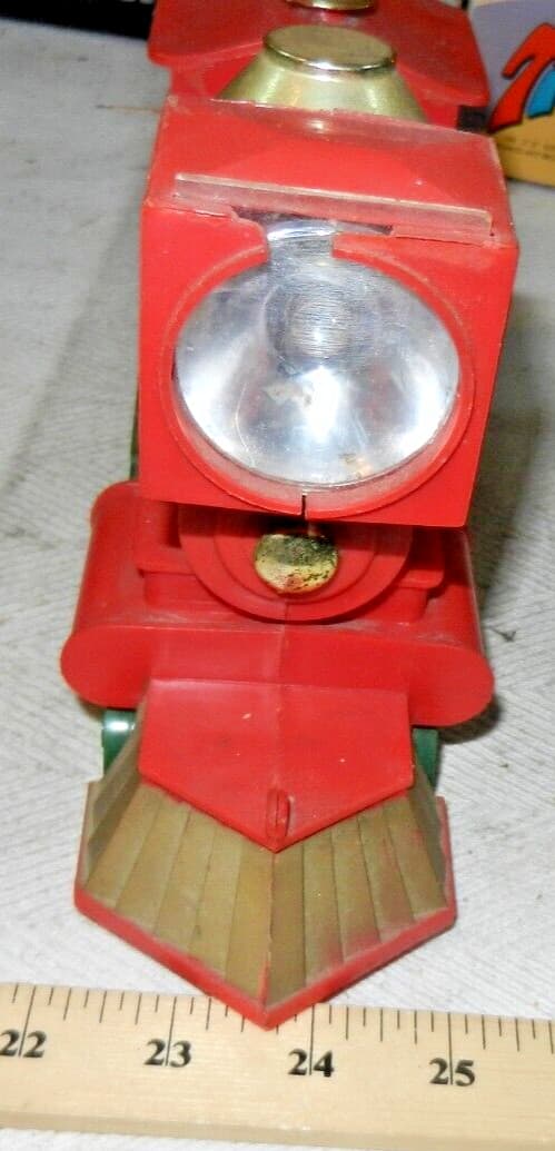 Marx 41 Spotlight Limited Toy Locomotive Flashlight - Red + Yellow + Gold 6