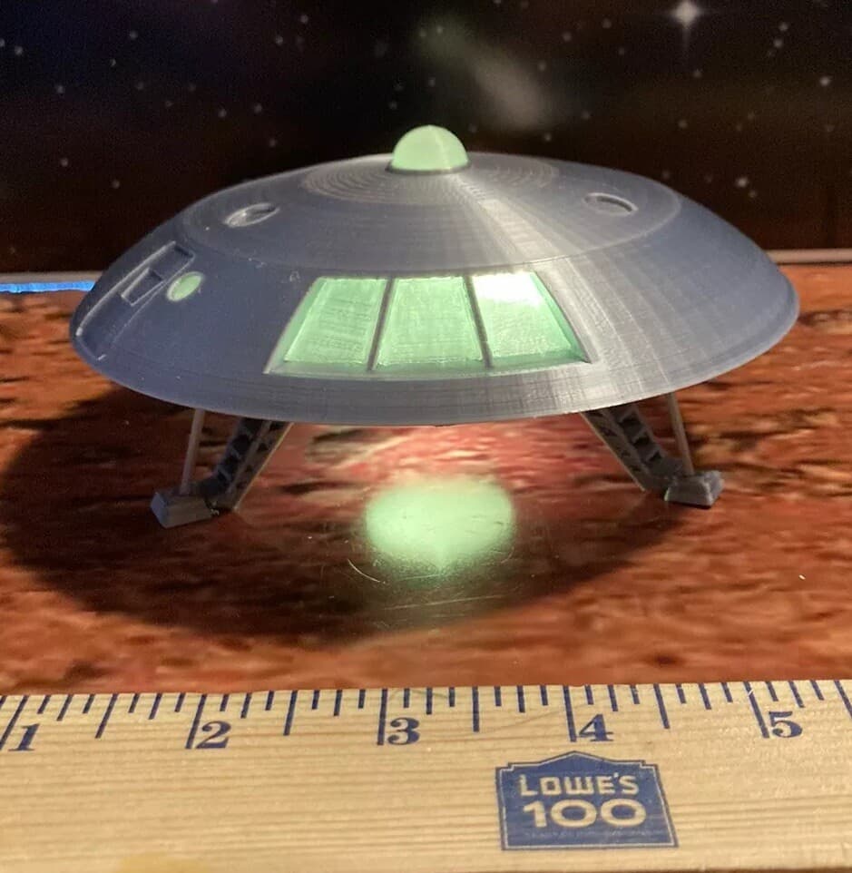 Jupiter 2 spaceship tribute 6