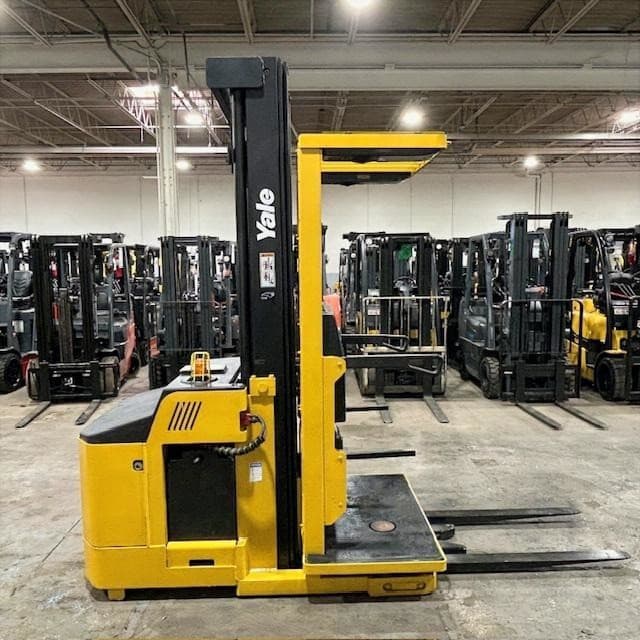 2019 Yale OS030EF Used Order Picker Forklift Three Stage Mast 3217 Hours