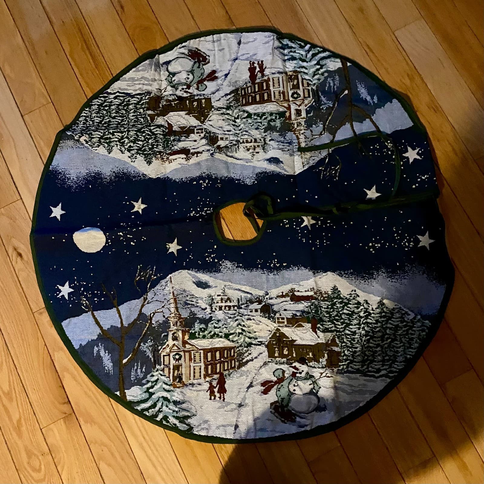 LED Lighted Christmas Tree Skirt Tapestry Winter Scene 39" NEW Tested Works! 2