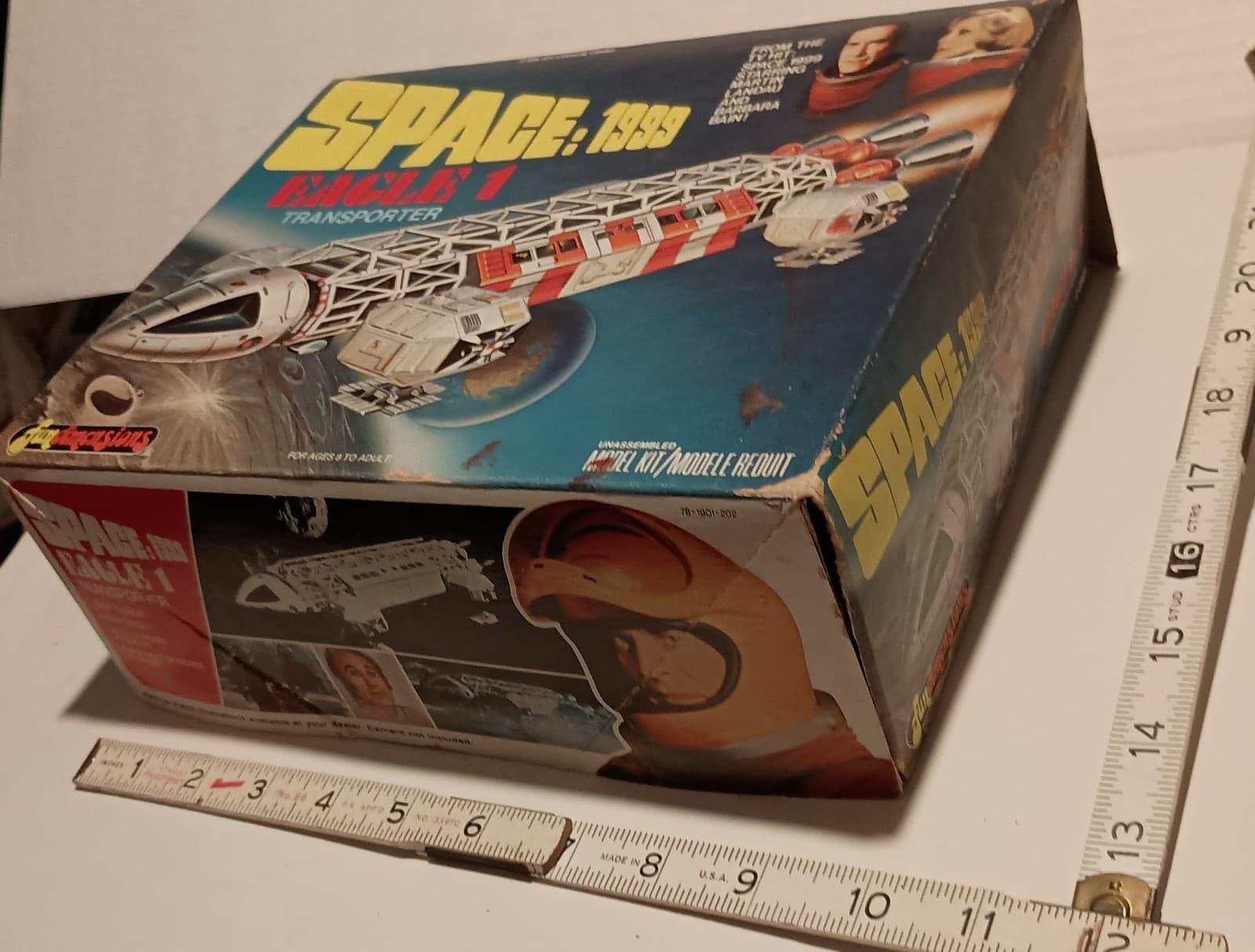 SPACE 1999 eagle 1 model kit box ONLY flattened fundimensions 1975 3