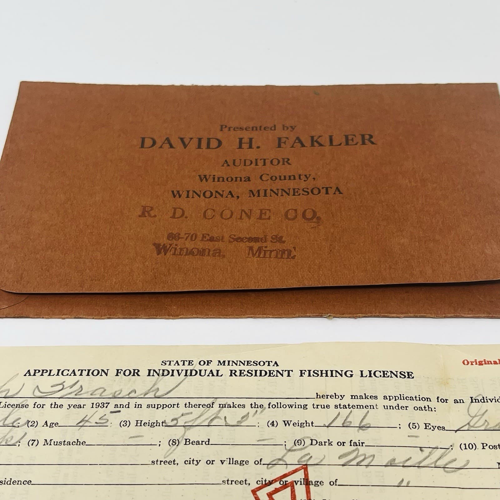 1937 Winona Minnesota Individual Fishing License Wallet Cities Service Oil 3