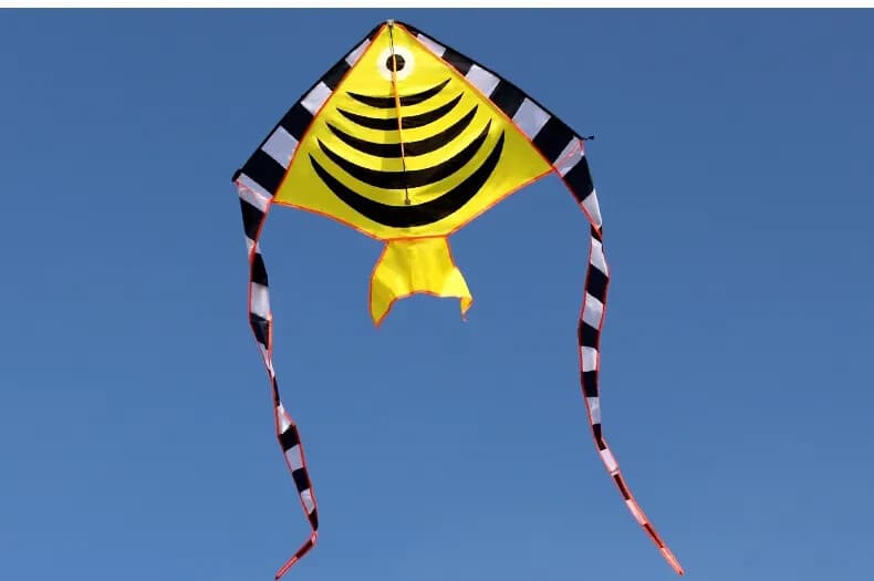 Fish Kite, Yellow, High Quality Outdoor Fun Sports Animal with String for kids