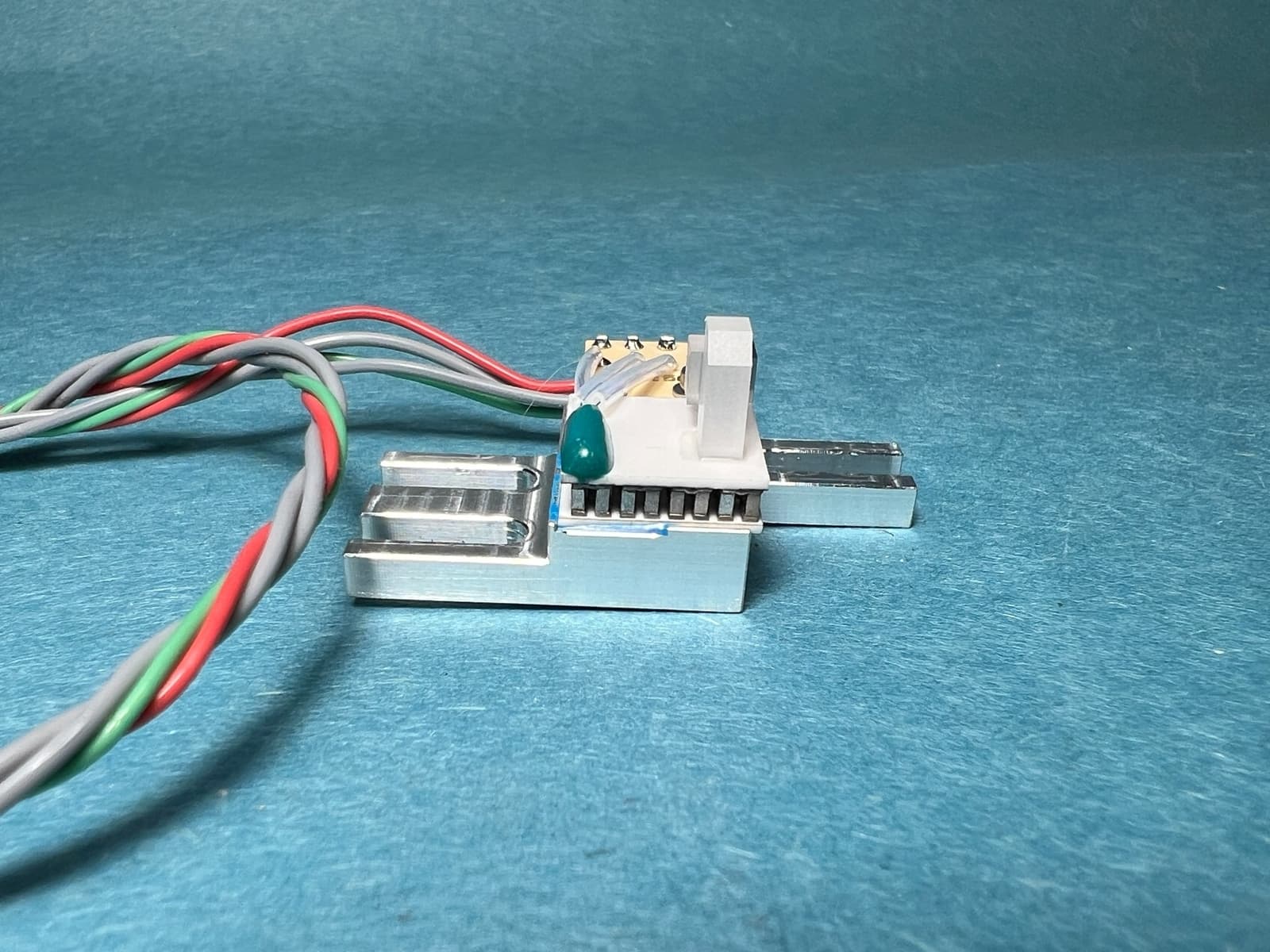 SESAM Semiconductor Saturable Absorber Mirror Passive Modelocked Ultrafast Laser 5