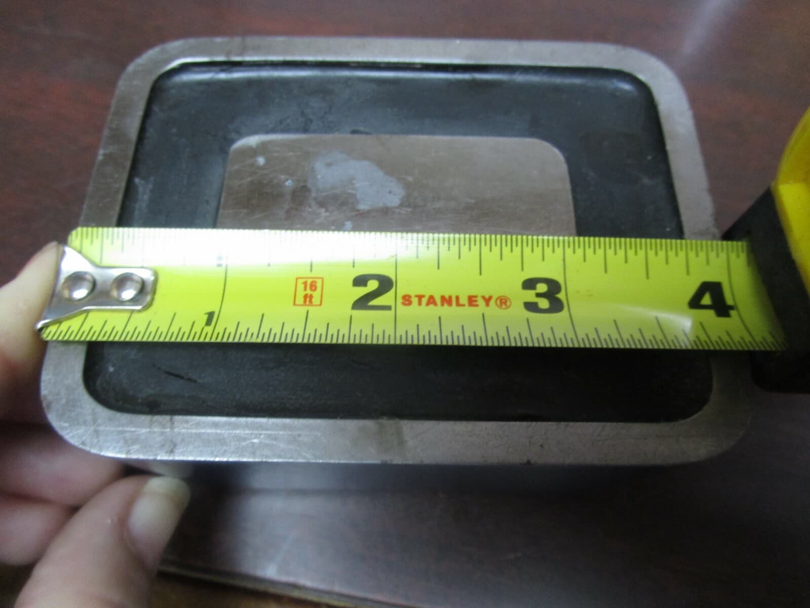 AEC MAGNETICS 3" x 4" RECTANGULAR MAGNET EM-3040-110C 110Vdc 25 WATT 690 LBS CAP 5