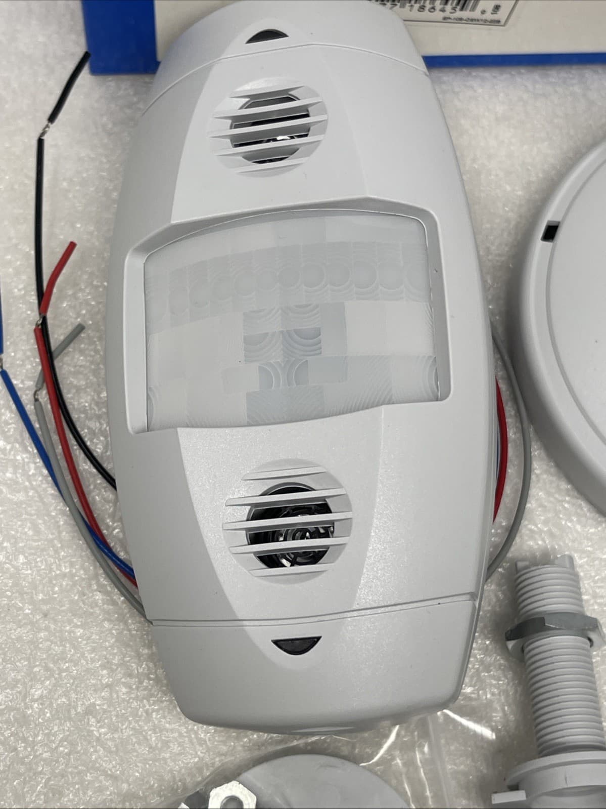 Leviton OSW12-M0W Multi-Tech Wall Mounted Occupancy Sensor Motion, NEW 4