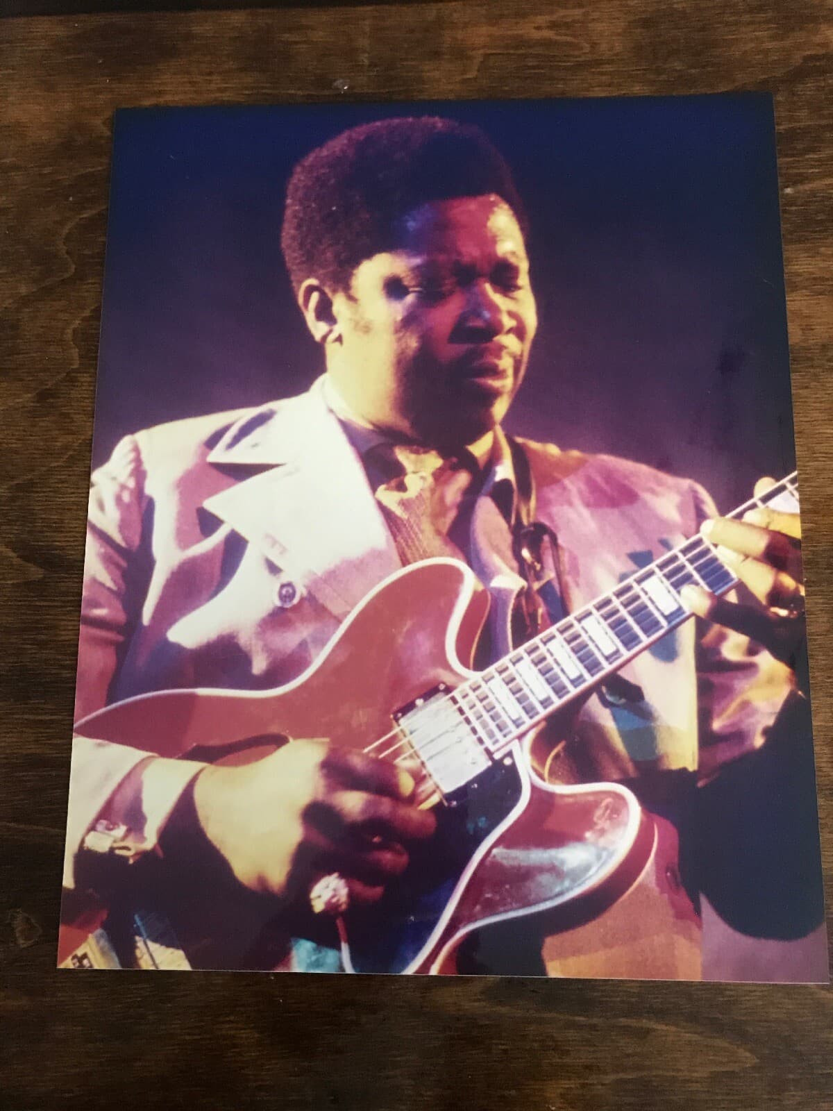 Vintage Middle Aged B.B. King 8x10 Glossy Photo Playing Guitar 2