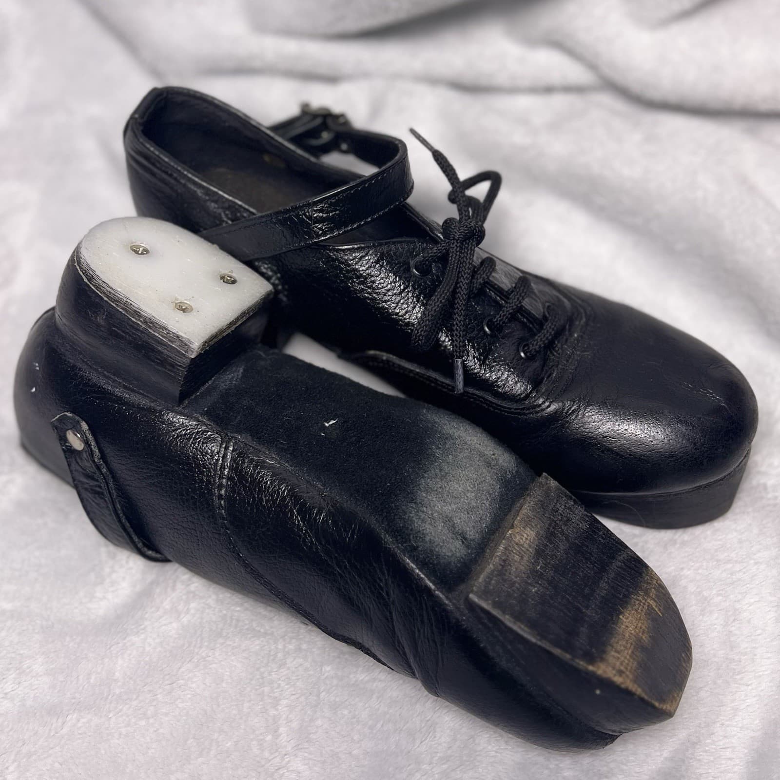 Unbranded Traditional Irish River Dance Heeled Shoes Genuine Leather size 9.5 3