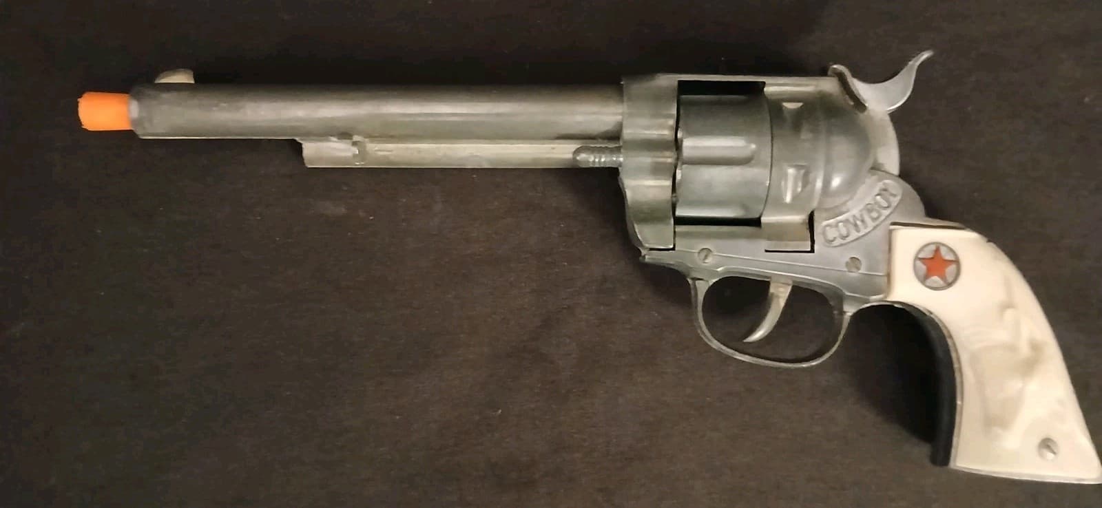 Hubley Cowboy 45 Cap Gun & Single Holster. Works and Looks Great Buy it Now . 5