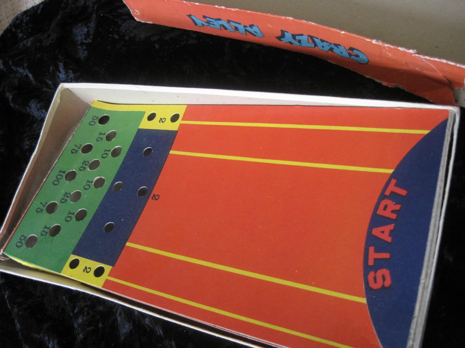 Toy Crazy Ally Goofy Game w Giggles #443 Vintage  5