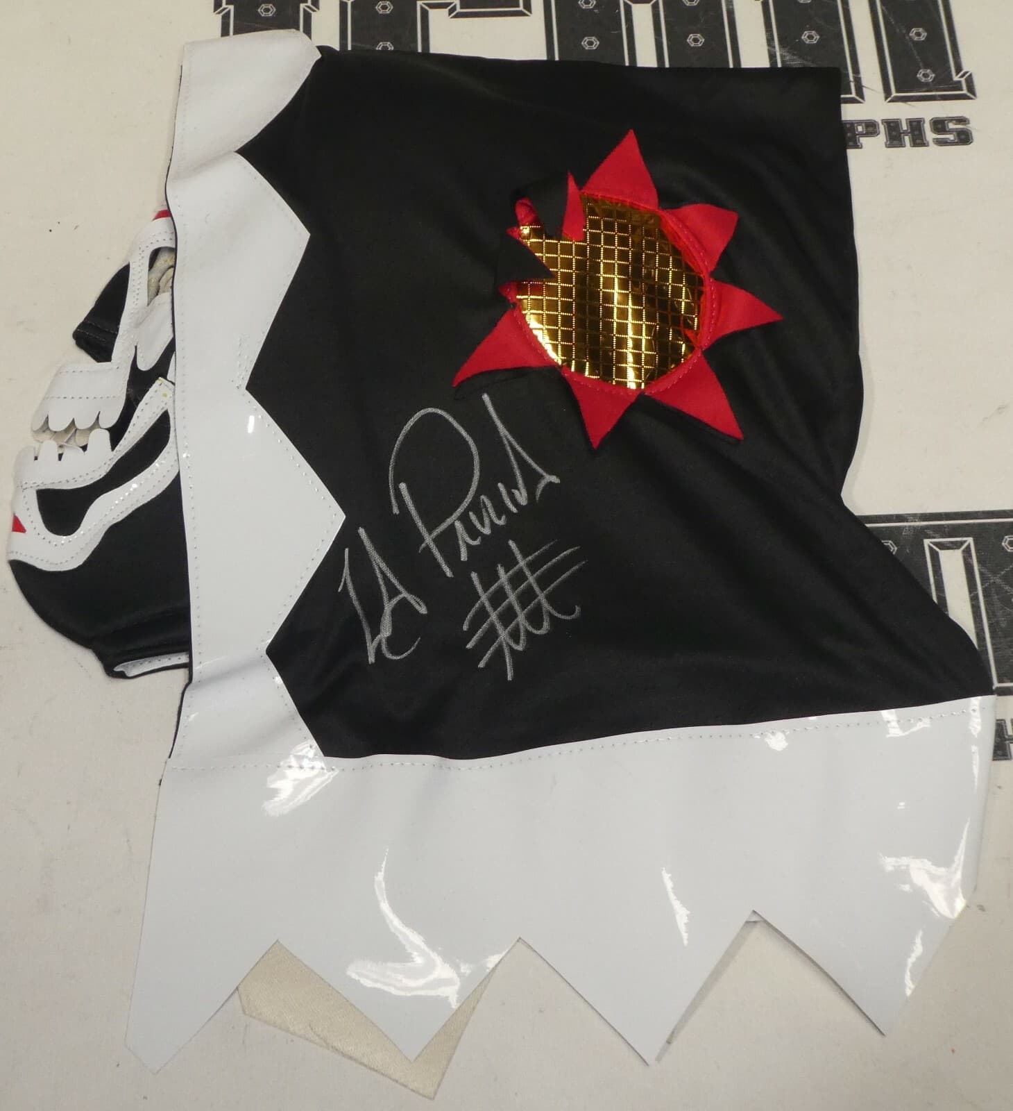 La Parka Signed Mask BAS COA Lucha Libre AAA Rey De Reyes II Legend Auto'd RIP 2